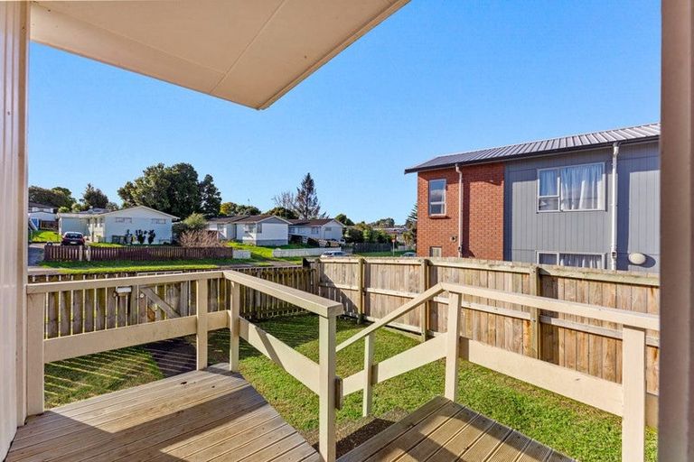 Photo of property in 144 Mahia Road, Wattle Downs, Auckland, 2103
