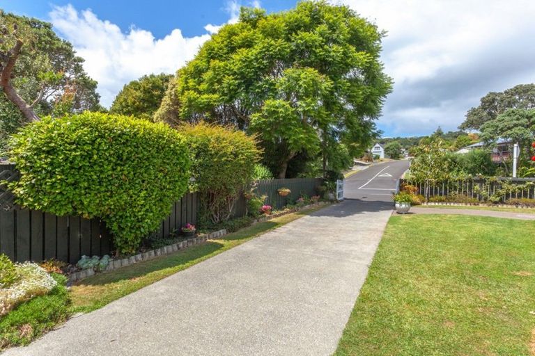Photo of property in 205 Onemana Drive, Onemana, Whangamata, 3691