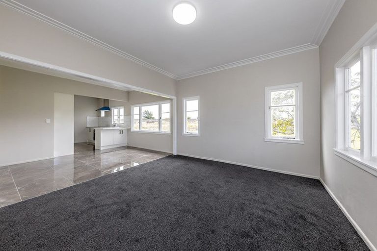 Photo of property in 2/16 Gordon Road, Papatoetoe, Auckland, 2025