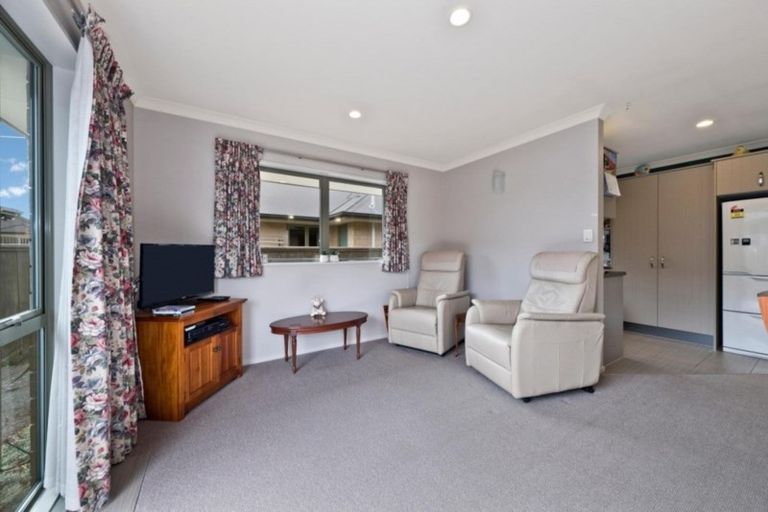 Photo of property in 2/9 Sails Street, Papanui, Christchurch, 8053