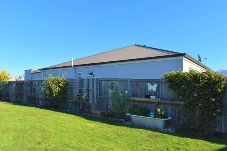 Photo of property in 16 Kakapo Lane, Motueka, 7120