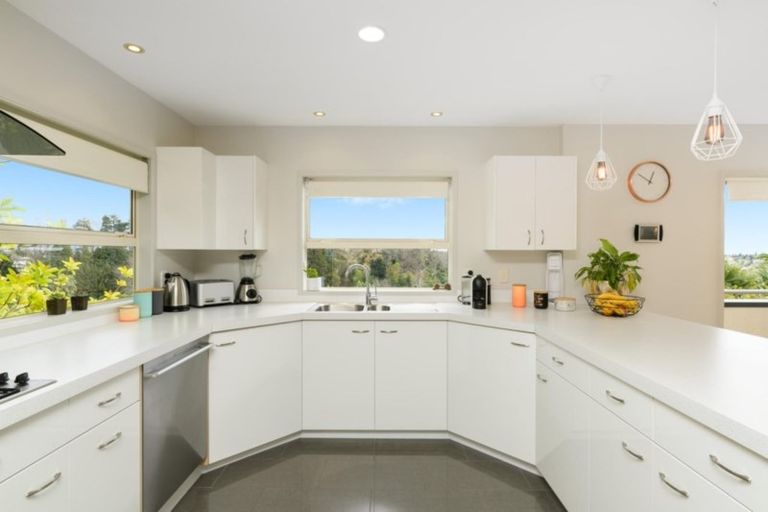 Photo of property in 64 Little John Drive, Bellevue, Tauranga, 3110