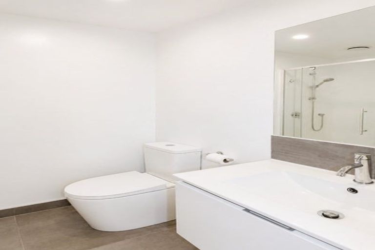 Photo of property in 7b Bettina Place, Manurewa, Auckland, 2102