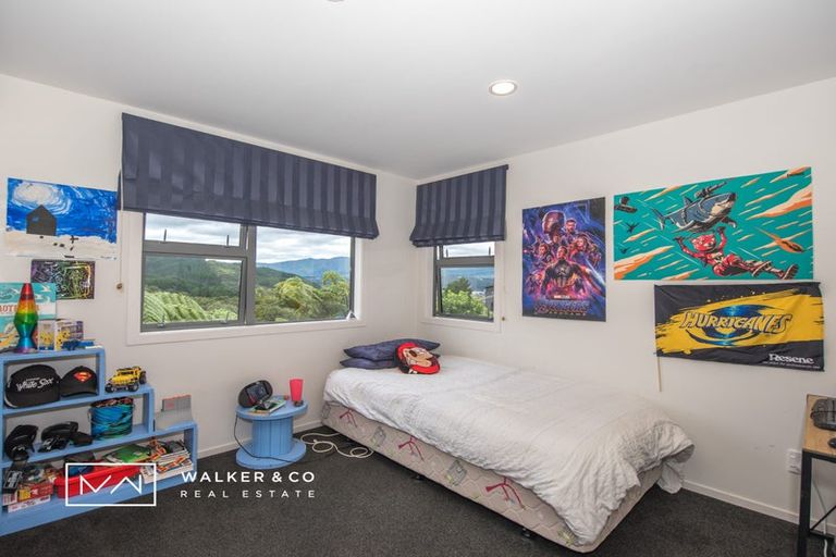 Photo of property in 29 Mcewen Crescent, Riverstone Terraces, Upper Hutt, 5018