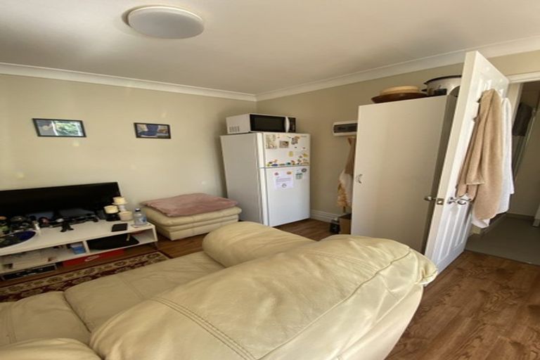 Photo of property in 187a Browns Bay Road, Browns Bay, Auckland, 0630