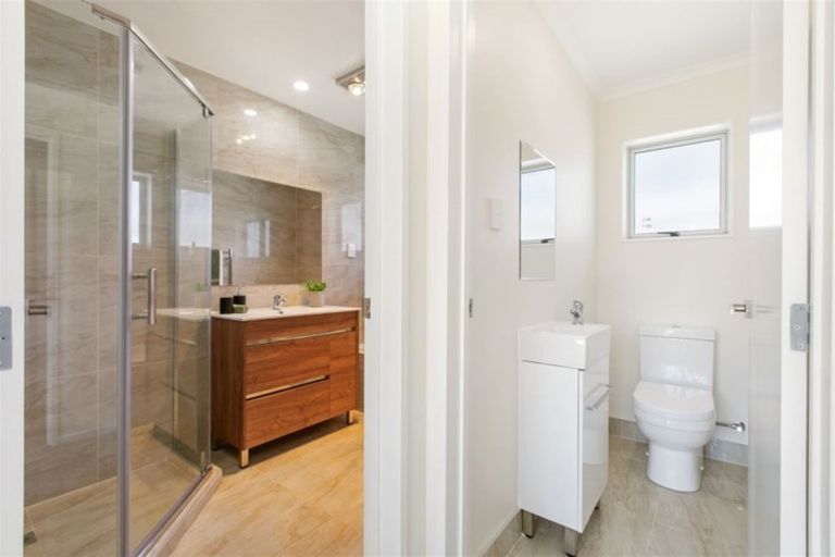 Photo of property in 27 Matata Drive, Takanini, 2112