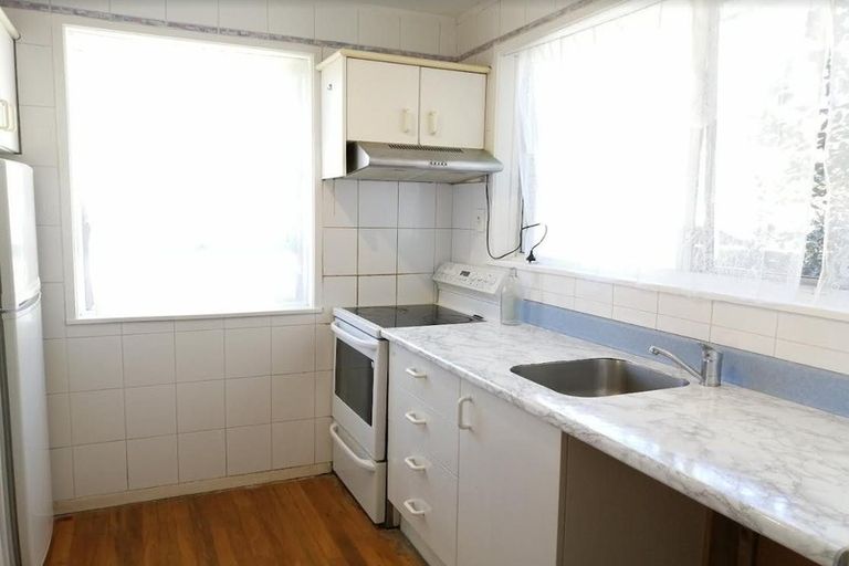 Photo of property in 103 Cascades Road, Pakuranga Heights, Auckland, 2010