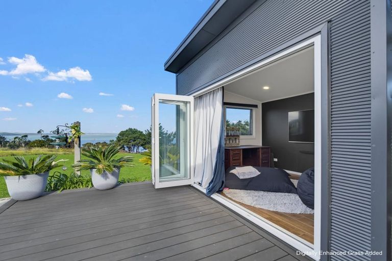 Photo of property in 96 Omana Avenue, Shelly Beach, South Head, 0874