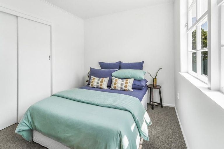 Photo of property in 260 Sandwich Road, St Andrews, Hamilton, 3200