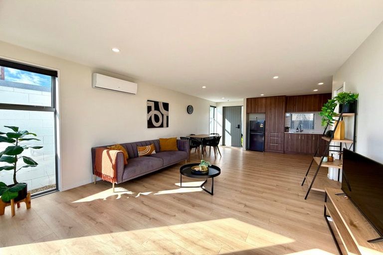 Photo of property in 2/6 Manning Place, Woolston, Christchurch, 8023