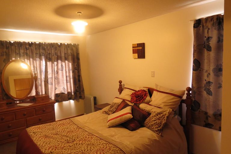 Photo of property in 106 Waenga Drive, Cromwell, 9310