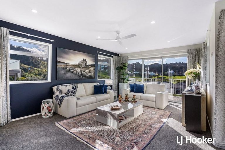 Photo of property in 12 Tohora View, Waihi Beach, 3611