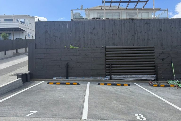 Photo of property in 5/15 Sea Vista Avenue, Beach Haven, Auckland, 0626