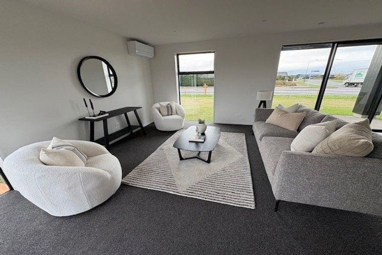 Photo of property in 2 Dynes Road, Rolleston, 7615