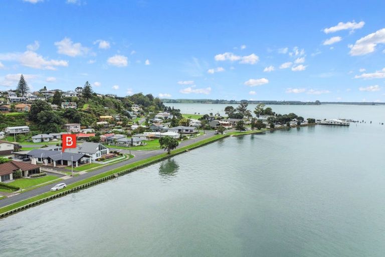 Photo of property in 32 The Esplanade, Omokoroa, 3114