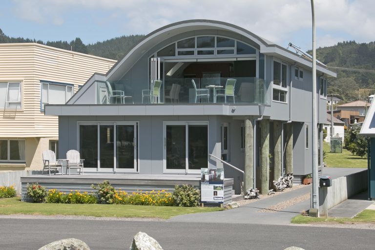 Photo of property in 5 Savage Avenue, Waihi Beach, 3611