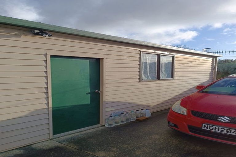 Photo of property in 86 Champion Street, Cannons Creek, Porirua, 5024