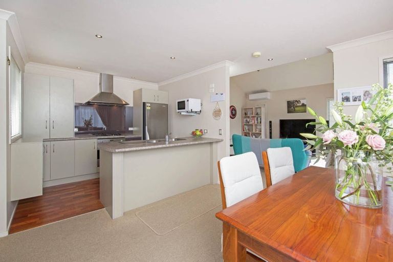 Photo of property in 77 Moore Street, Howick, Auckland, 2014