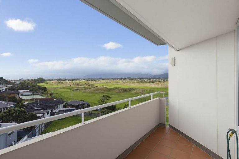 Photo of property in The Links, 20/378-382 Kapiti Road, Paraparaumu Beach, Paraparaumu, 5032