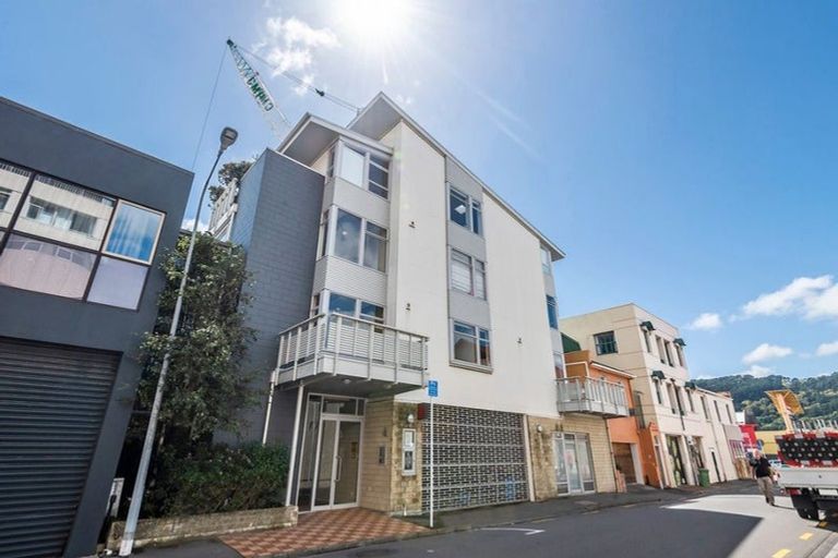 Photo of property in First House Apartments, 5/4 Frederick Street, Te Aro, Wellington, 6011