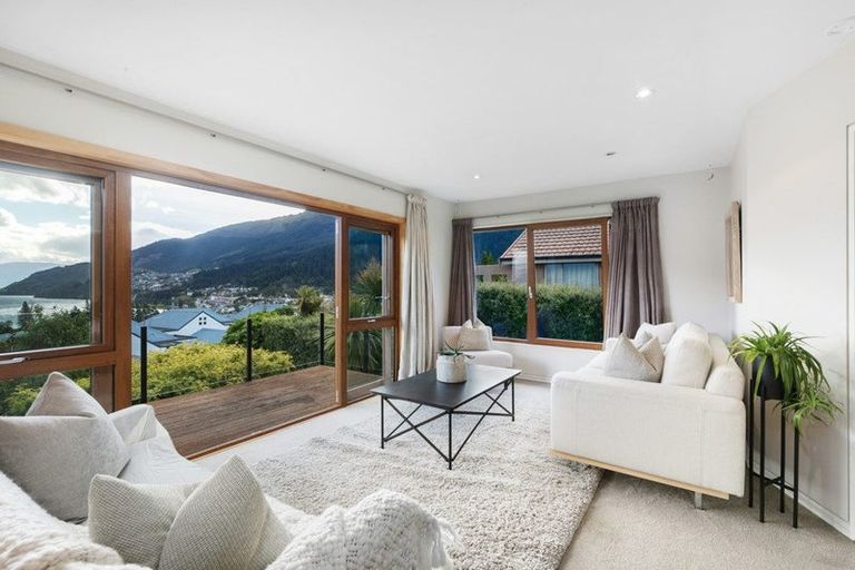 Photo of property in 24a Dublin Street, Queenstown, 9300
