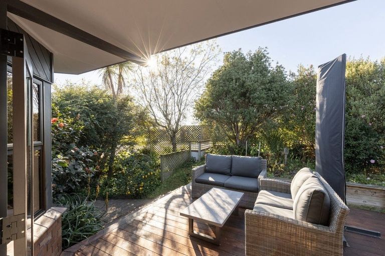 Photo of property in 1 Ruamoana Place, Omokoroa, 3114