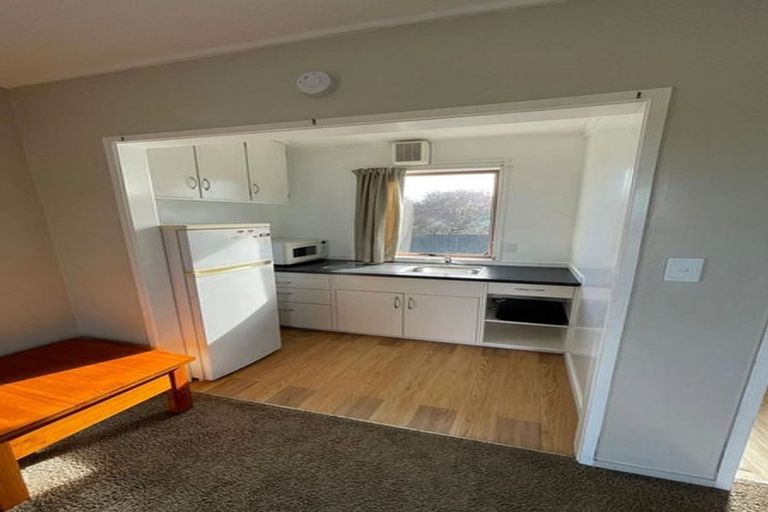 Photo of property in 1/382 Main Road North, Bay View, Napier, 4104