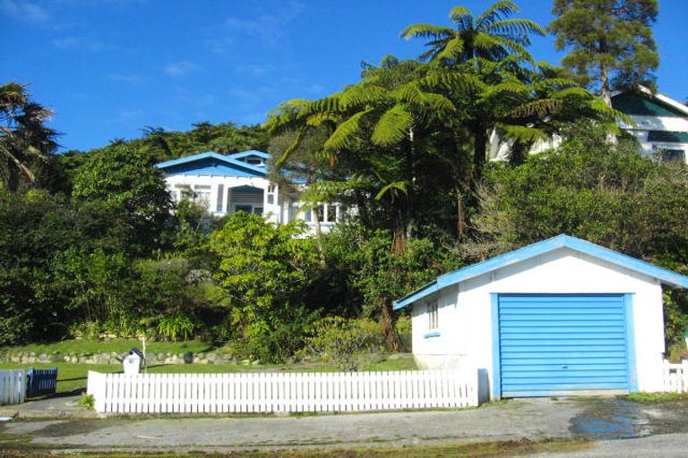 Photo of property in 35 Kilgour Road, Greymouth, 7805