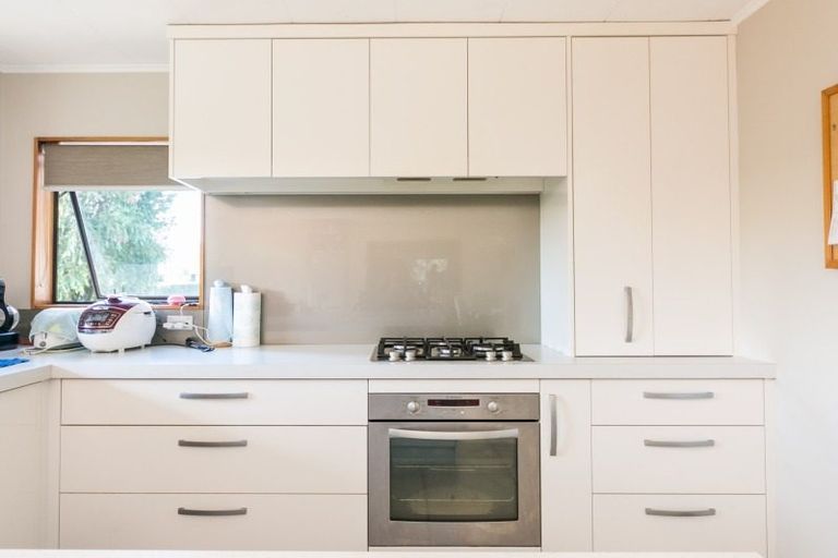 Photo of property in 42 James Cook Street, Havelock North, 4130