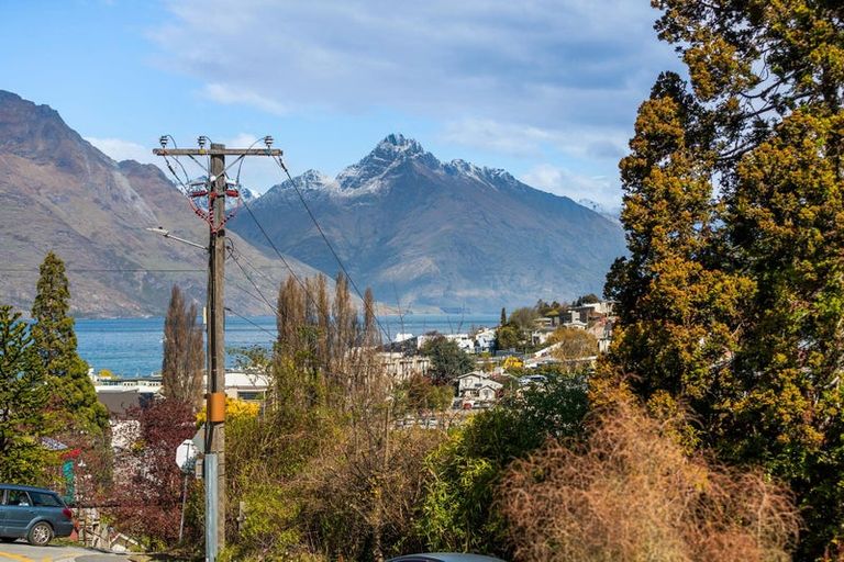 Photo of property in 97 Hallenstein Street, Queenstown, 9300