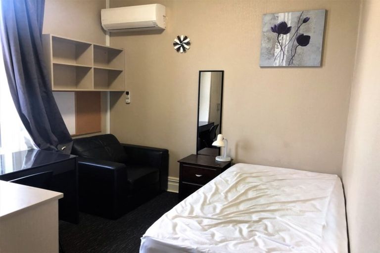 Photo of property in 54 Queen Street, North Dunedin, Dunedin, 9016