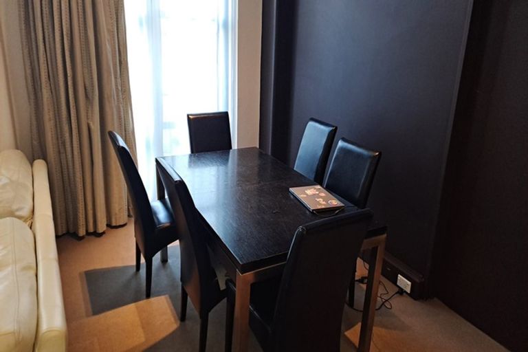 Photo of property in Augusta Apartments, 10/254 Willis Street, Te Aro, Wellington, 6011