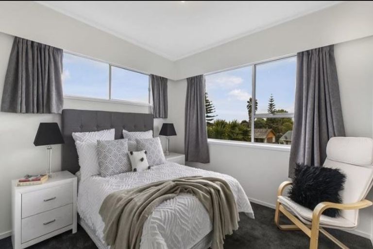 Photo of property in 41 Mack Place, Red Hill, Papakura, 2110