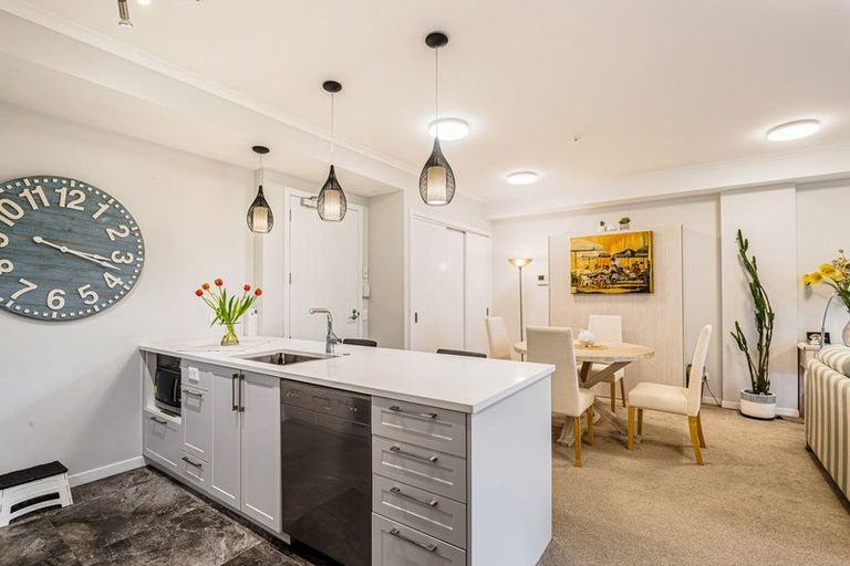 Photo of property in 138 Eaves Bush Parade, Orewa, 0931