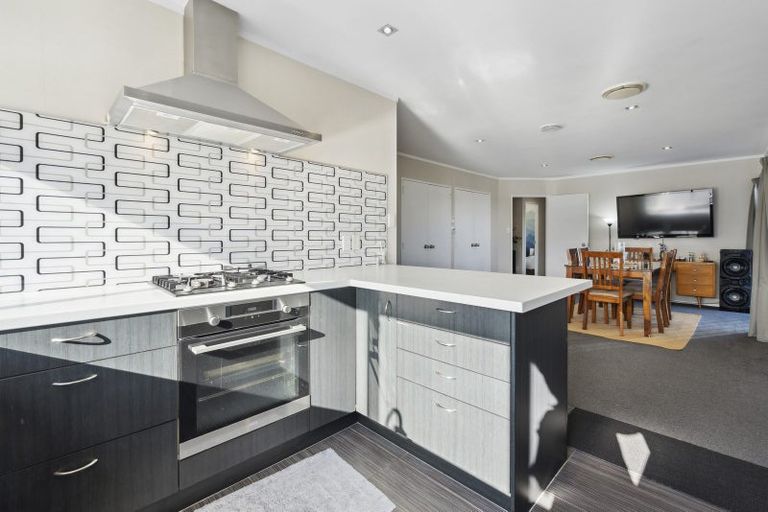 Photo of property in 54 Kauri Road, Pukekohe, 2120