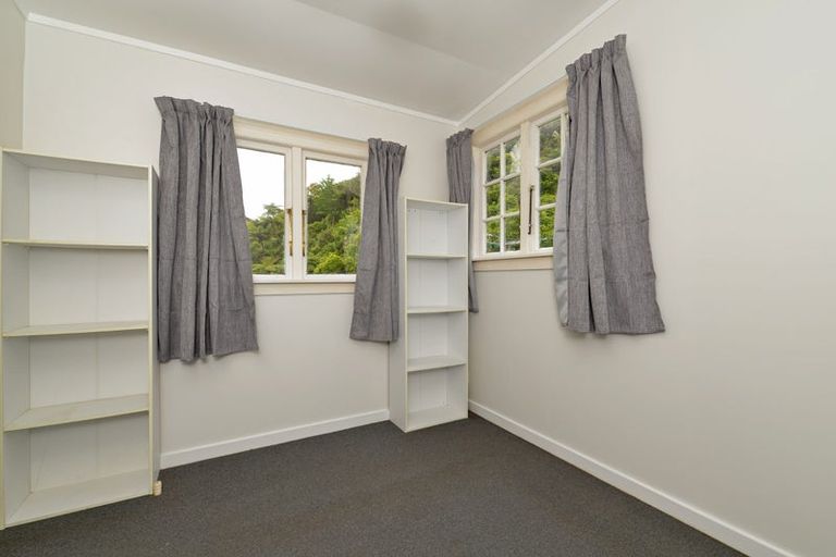 Photo of property in 113 Orangi Kaupapa Road, Northland, Wellington, 6012