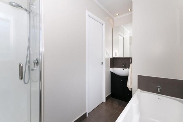 Photo of property in 1/28 Bleakhouse Road, Howick, Auckland, 2014