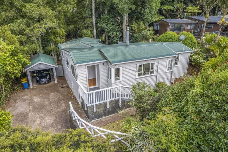 Photo of property in 7 Huia Road, Titirangi, Auckland, 0604
