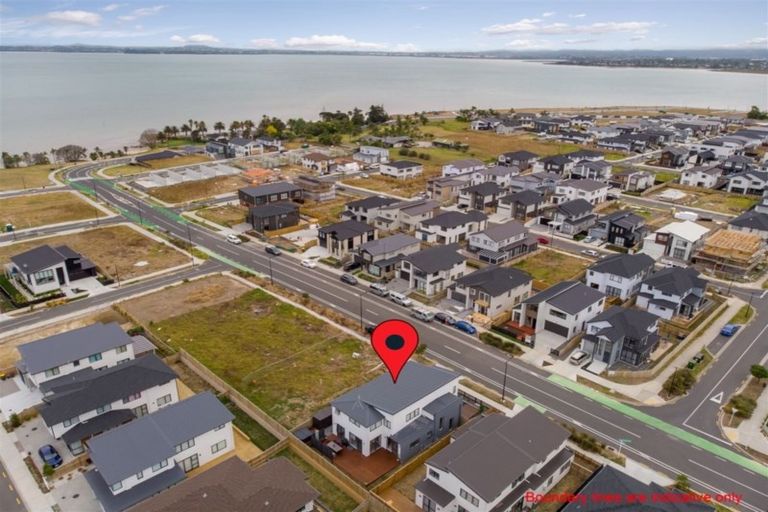 Photo of property in 21 Craigs Way, Hobsonville, Auckland, 0616