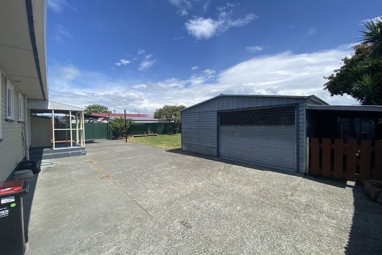 Photo of property in 24 Merton Crescent, Pirimai, Napier, 4112