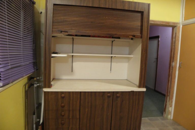 Photo of property in 2 Hobson Place, Takaro, Palmerston North, 4412