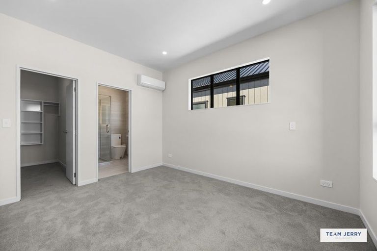 Photo of property in 30 Bannockburn Road, Opaheke, 2113