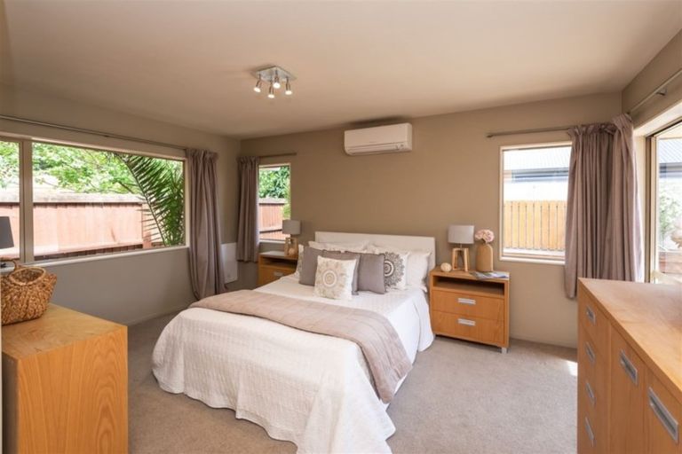 Photo of property in 1 Henridge Place, Avonhead, Christchurch, 8042