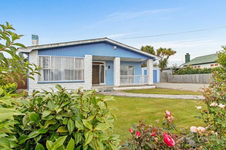 Photo of property in 69 Parsonage Road, Waimate, 7924