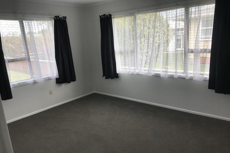 Photo of property in 25 Battiscombe Terrace, Waitara, 4320