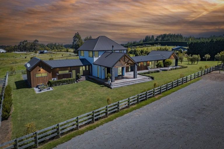 Photo of property in 818 Oxford Road, Fernside, Rangiora, 7471