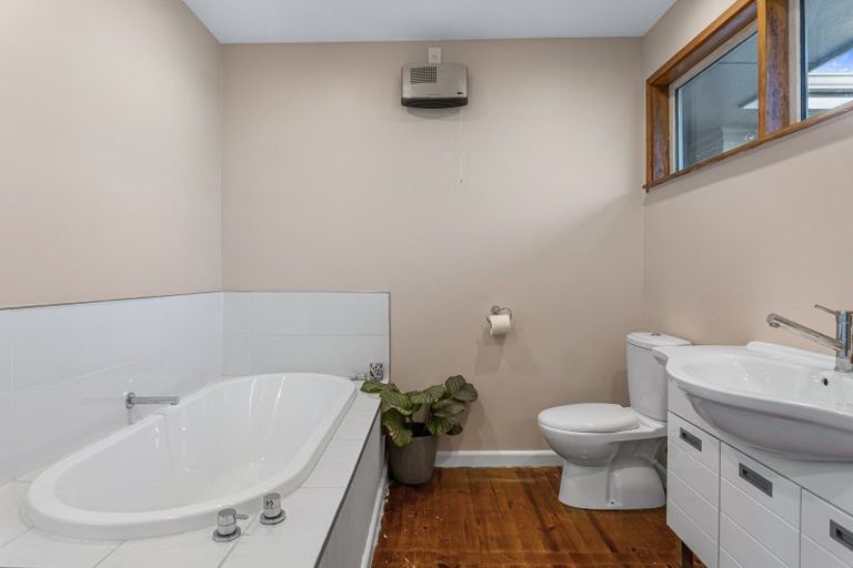 Photo of property in 69 Kowai River Road, Amberley, 7481