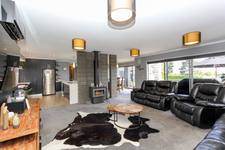 Photo of property in 45 Dillon Drive, Bell Block, New Plymouth, 4312