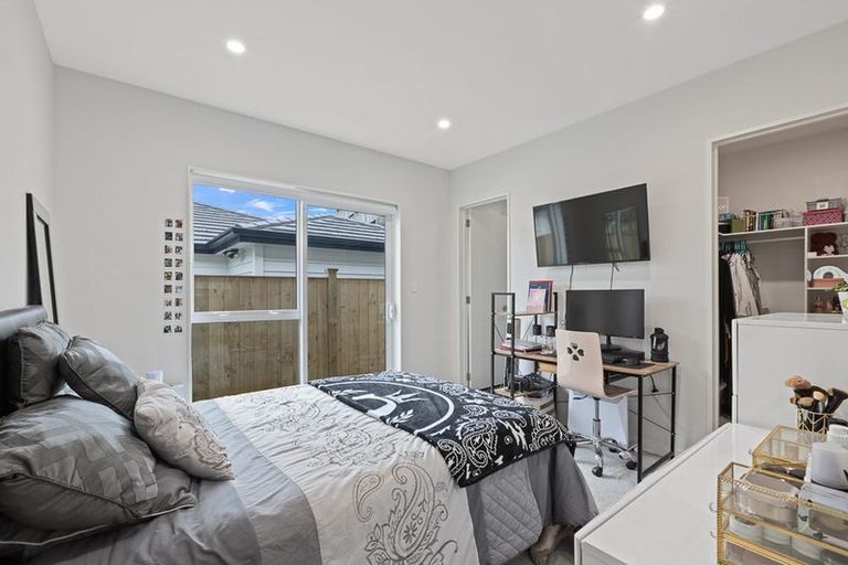 Photo of property in 39 Farranfore Road, Opaheke, Papakura, 2113