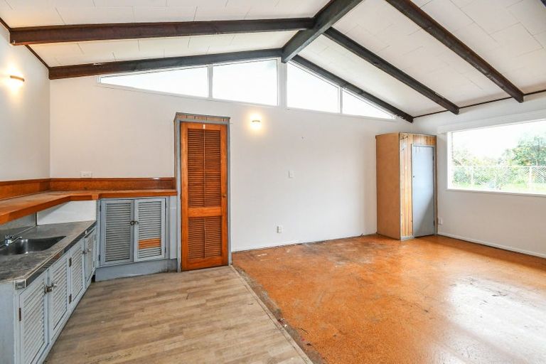 Photo of property in 10 Mckean Avenue, Manurewa, Auckland, 2102